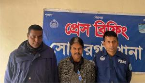 সোনারগাঁয়ের নৌপথ চাঁদাবাজির মূল হোতা পলিথিন জাকির গ্রেপ্তার