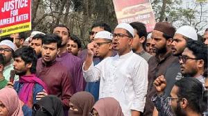 সারাদেশে মা-বোনদের ইজ্জত লুণ্ঠিত হচ্ছে: ডাকসু ভিপি