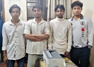 কচুয়ায় বিশেষ অভিযানে কিশোর গ্যাং সন্দেহে ৪ যুবক আটক, মুচলেকায় মুক্তি