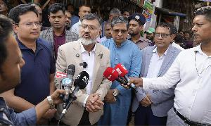 নাগরিক জীবনে স্বস্তি ফেরাতে দিন-রাত কাজ করছি : ডিএনসিসি প্রশাসক