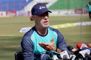 নতুন ঠিকানায় বাংলাদেশের সাবেক কোচ