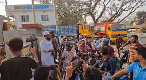 তেল সংকট মোকাবিলায় মাঠে নামলেন জামায়তের এমপি রাশেদুল