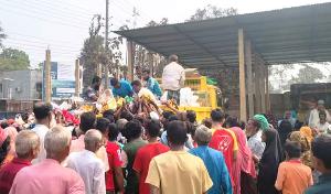 শেরপুরের নালিতাবাড়ীতে টিসিবির ট্রাকসেল পণ্য বিতরণে অনিয়ম, ৯০ জন ভোক্তার পণ্য উধাও