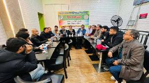 প্যারিসে সাংবাদিকদের প্রাণবন্ত ঈদ পুনর্মিলনী 