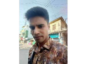 ইসলাম ধর্ম ত্যাগ ও হিন্দু মেয়েকে বিবাহ করায় ঈশ্বরদীতে ছেলেকে ত্যাজ্য করলেন বাবা