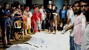 ফরিদপুরের কুপিয়ে ৩ জনকে হত্যা, চিকিৎসাধীন রয়েছে-১