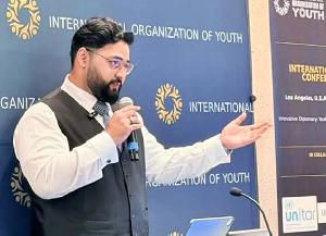 আন্তর্জাতিক যুব সংস্থার নীতিমালা সম্মেলনে বক্তব্য রাখেন শাহ্জাদা সাইয়্যিদ মাশুক-এ-মইনুদ্দীন