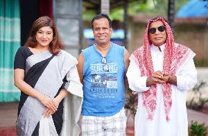 ‘মোশাররফ করিম’ এর একগুচ্ছ নাটক নিয়ে ঈদ বিনোদনে গুণী নির্মাতা সাইফ আহম্মেদ