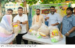 ত্রিশাল মানবকল্যাণ ফাউন্ডেশনের ঈদ উপহার বিতরণ