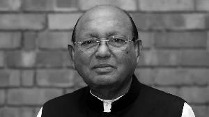 তোফায়েল আহমেদ আর নেই