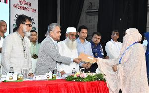 সড়ক মন্ত্রণালয়ে রবিউল আলমেই আস্থা, মন্ত্রিসভার আকার বাড়ানোর সিদ্ধান্ত