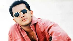 সালমান শাহর দেহাবশেষ কবর থেকে তোলার অনুমতি