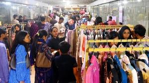 দোকানপাট খোলা রাখার নতুন সময় নির্ধারণ, আজ থেকেই কার্যকর