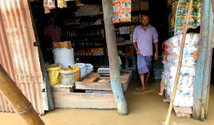 আকস্মিক পাহাড়ি ঢলে ঝিনাইগাতী সদর বাজার প্লাবিত, বাড়ছে নদ-নদীর পানি