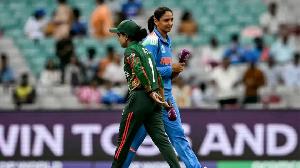 ভারতের বিপক্ষে টস জিতে ব্যাটিংয়ে বাংলাদেশ