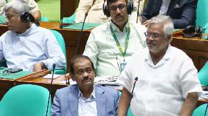লন্ডনের আদলে শিক্ষা ও দরিদ্রবান্ধব বাজেট, এটি স্মরণকালের ইতিহাস