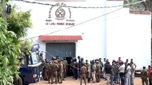 শ্রীলঙ্কার কারাগারে বন্দিদের দুই গ্রুপের সংঘর্ষে নিহত ২৫