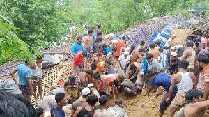 পাহাড় চাপায় হেফজখানার ৮ শিশু লাশ, আরও ১৩ জনকে জীবিত উদ্ধার