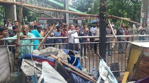 মেট্রোর স্টেশনের নিচের অবৈধ দখল উচ্ছেদ