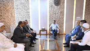 বস্ত্র খাতের উন্নয়নে সব ধরনের সহযোগিতার আশ্বাস প্রধানমন্ত্রীর