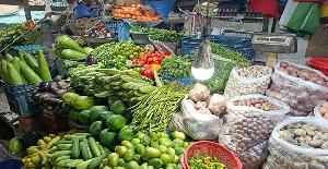 কমছে মরিচের দাম, ডিমের ডজন উঠেছে ১৬০ টাকায়