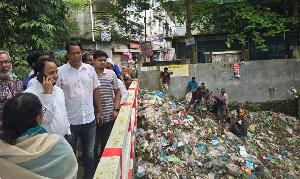 হ্যালো ডিসিতে অভিযোগ : মুহূর্তেই পরিষ্কার ময়লার ভাগাড়