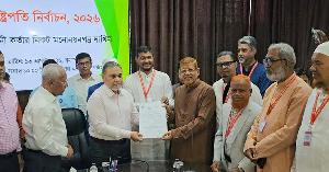 ১১ দলীয় জোটের রাষ্ট্রপতি প্রার্থী কর্নেল অলির মনোনয়নপত্র দাখিল