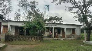 ঝুঁকিপূর্ণ ভবন ও নানা সংকটে বাগেরভিটা সরকারি প্রাথমিক বিদ্যালয়