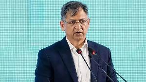 সংশোধন হবে সংবিধানের ৭০ অনুচ্ছেদ: স্বরাষ্ট্রমন্ত্রী