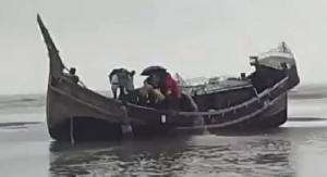 কক্সবাজারে মাছ ধরার ট্রলার ডুবে নিহত ২, নিখোঁজ ২
