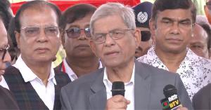 আলোচনা ও সমঝোতার মাধ্যমে দেশকে এগিয়ে নিতে হবে : রাষ্ট্রপতি
