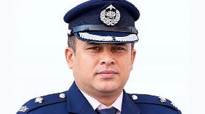 ডিবি কার্যালয়ে নেওয়া হয়েছে ক্যান্টনমেন্ট থানার সেই ওসিকে