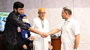 আবরার হত্যাকাণ্ডের দ্রুত বিচার নিশ্চিতের আশ্বাস প্রধানমন্ত্রীর