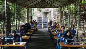 বসুন্ধরা শুভসংঘের সহায়তায় স্বাবলম্বী হওয়ার পথে ৪০ নারী