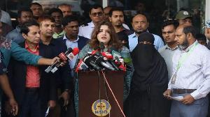 সৌদিতে নিহত শাহেদের মরদেহ গ্রহণ করলেন শামা ওবায়েদ
