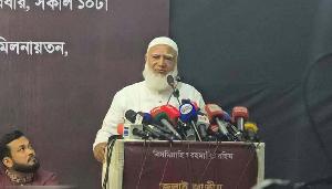 বিএনপি নির্বাচনের সময় আওয়ামী লীগের ভোট ভিক্ষা চেয়েছেন: জামায়াতের আমির