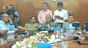 নির্বাচনে পুলিশের অবহেলা থাকলে সঙ্গে সঙ্গে ব্যবস্থা: স্বরাষ্ট্র উপদেষ্টা