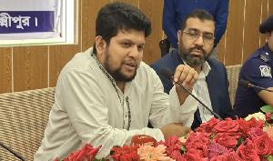 আগামী সপ্তাহে ফ্যাসিস্ট, খুনি হাসিনার বিচারের রায় হবে: তথ্য উপদেষ্টা