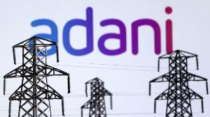 ১১ নভেম্বর থেকে বিদ্যুৎ সরবরাহ বন্ধের হুমকি আদানির
