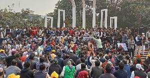 শনিবার থেকে লাগাতার অবস্থান কর্মসূচি শুরু করছে প্রাথমিক শিক্ষকরা