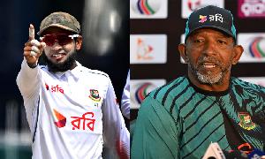 মুশফিককে কিংবদন্তি বললেন বাংলাদেশের কোচ