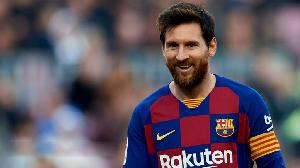 ‘প্রিয় খেলোয়াড়’ নির্বাচিত হয়ে বার্সায় ফেরার প্রতিশ্রুতি মেসির