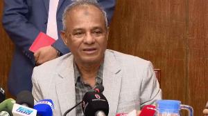 তারেক রহমানকে প্রয়োজনে বিশেষ নিরাপত্তা দেওয়া হবে: স্বরাষ্ট্র উপদেষ্টা